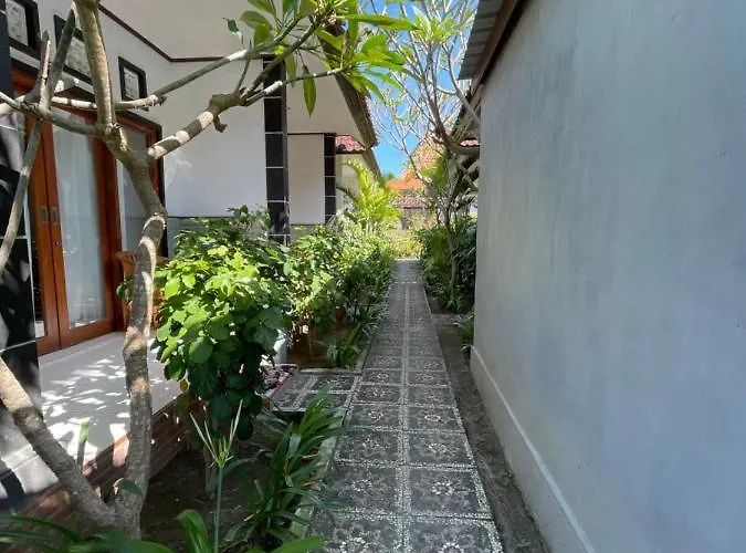 Bed & Breakfast Rajuna Homestay Nusa Lembongan (Bali)