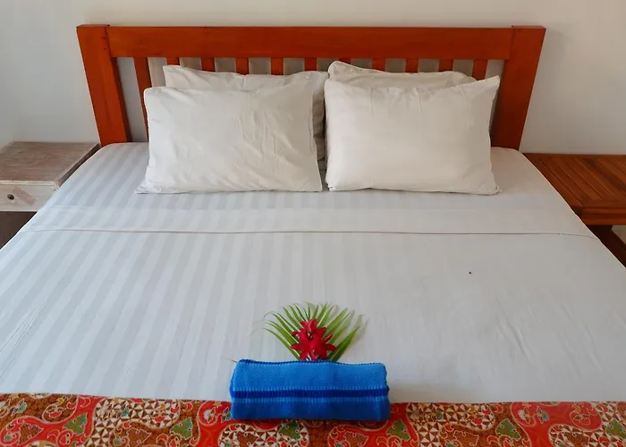 Bed & Breakfast Rajuna Homestay *